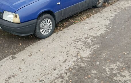 ИЖ 21261 «Фабула», 2004 год, 70 000 рублей, 1 фотография