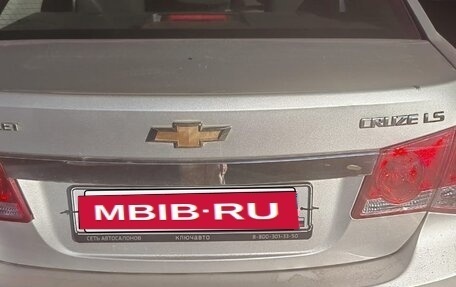 Chevrolet Cruze II, 2011 год, 600 000 рублей, 6 фотография