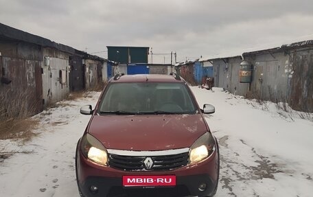 Renault Sandero I, 2012 год, 800 000 рублей, 1 фотография