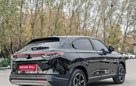 Honda Vezel, 2023 год, 1 950 420 рублей, 3 фотография