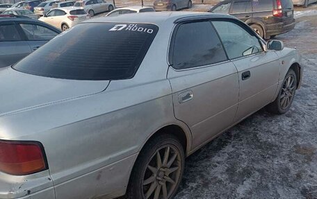 Toyota Vista, 1996 год, 215 000 рублей, 1 фотография