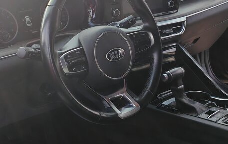 KIA K5, 2020 год, 3 100 000 рублей, 10 фотография