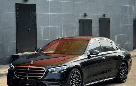 Mercedes-Benz S-Класс, 2024 год, 13 500 000 рублей, 3 фотография