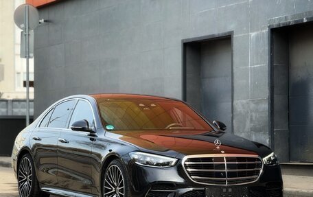 Mercedes-Benz S-Класс, 2024 год, 13 500 000 рублей, 2 фотография