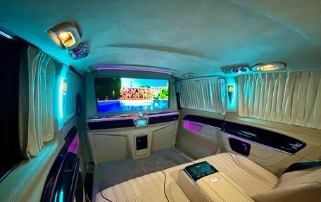 Mercedes-Benz V-Класс, 2014 год, 3 500 000 рублей, 3 фотография