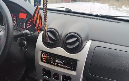 Renault Sandero I, 2012 год, 800 000 рублей, 10 фотография