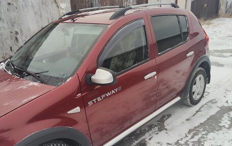 Renault Sandero I, 2012 год, 800 000 рублей, 4 фотография