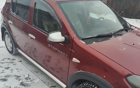 Renault Sandero I, 2012 год, 800 000 рублей, 2 фотография