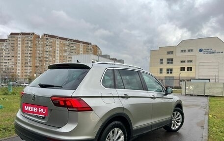 Volkswagen Tiguan II, 2018 год, 1 650 000 рублей, 6 фотография