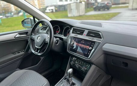 Volkswagen Tiguan II, 2018 год, 1 650 000 рублей, 22 фотография