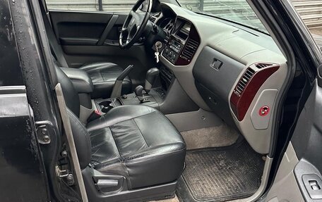 Mitsubishi Pajero III рестайлинг, 2001 год, 650 000 рублей, 4 фотография