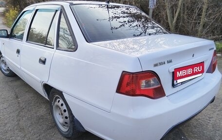 Daewoo Nexia I рестайлинг, 2010 год, 235 000 рублей, 5 фотография