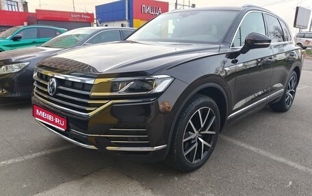 Volkswagen Touareg III, 2020 год, 5 300 000 рублей, 1 фотография