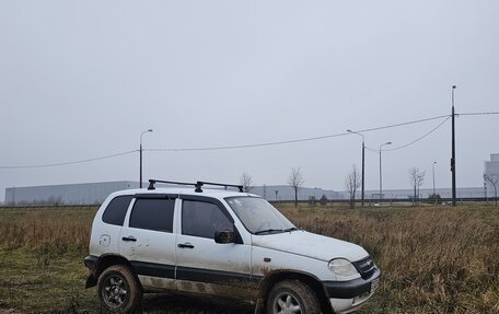 Chevrolet Niva I рестайлинг, 2003 год, 300 000 рублей, 7 фотография