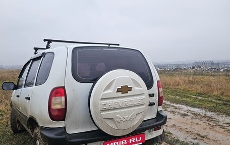 Chevrolet Niva I рестайлинг, 2003 год, 300 000 рублей, 4 фотография