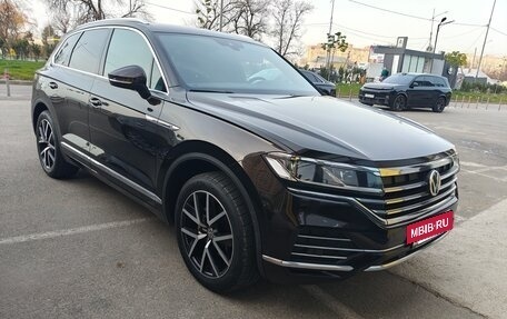 Volkswagen Touareg III, 2020 год, 5 300 000 рублей, 4 фотография