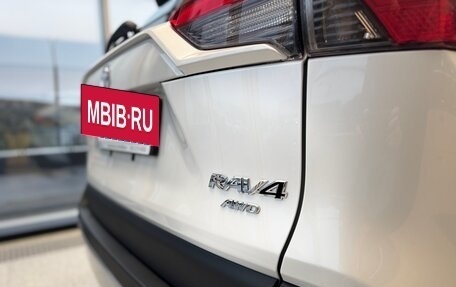 Toyota RAV4, 2025 год, 4 499 000 рублей, 25 фотография