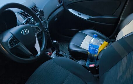 Hyundai Solaris II рестайлинг, 2016 год, 1 200 000 рублей, 7 фотография