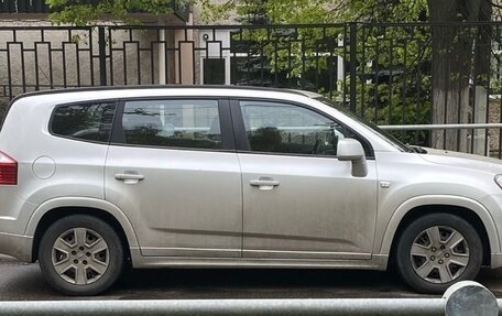 Chevrolet Orlando I, 2013 год, 875 000 рублей, 3 фотография