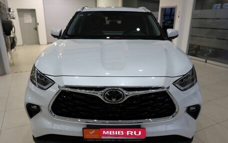 Toyota Highlander, 2025 год, 6 400 000 рублей, 2 фотография