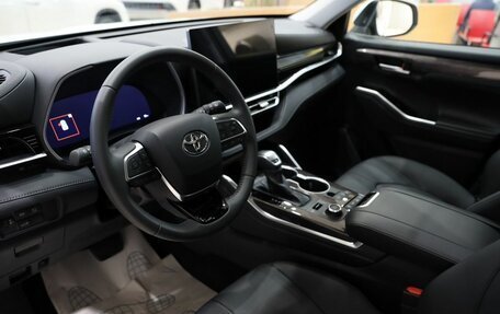 Toyota Highlander, 2025 год, 6 400 000 рублей, 17 фотография