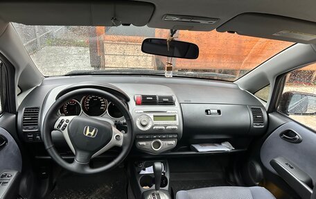 Honda Jazz I рестайлинг, 2005 год, 630 000 рублей, 7 фотография