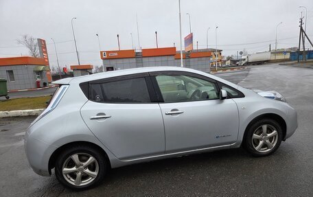 Nissan Leaf I, 2012 год, 875 000 рублей, 3 фотография