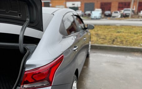 Hyundai Solaris II рестайлинг, 2020 год, 1 390 000 рублей, 3 фотография