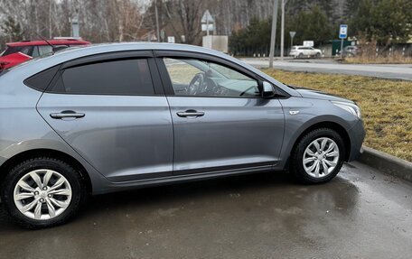 Hyundai Solaris II рестайлинг, 2020 год, 1 390 000 рублей, 6 фотография