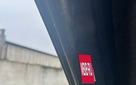 Pontiac Vibe II, 2004 год, 575 000 рублей, 13 фотография