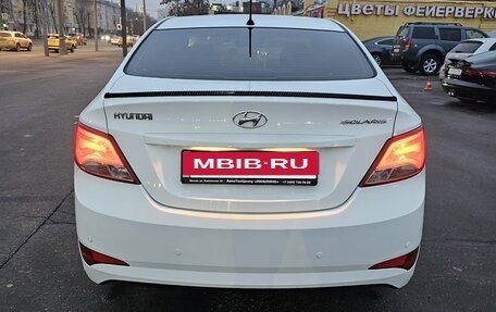 Hyundai Solaris II рестайлинг, 2015 год, 1 225 000 рублей, 7 фотография