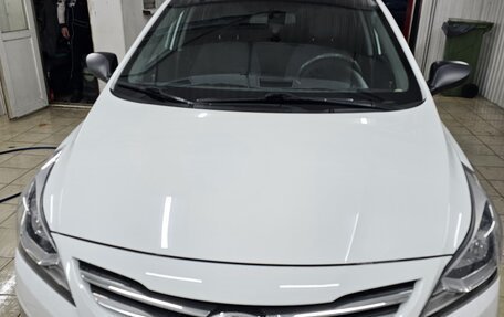 Hyundai Solaris II рестайлинг, 2015 год, 1 225 000 рублей, 11 фотография