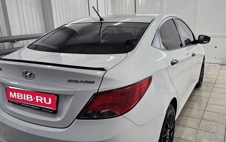 Hyundai Solaris II рестайлинг, 2015 год, 1 225 000 рублей, 13 фотография