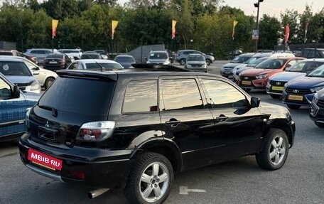 Mitsubishi Outlander III рестайлинг 3, 2004 год, 689 000 рублей, 4 фотография