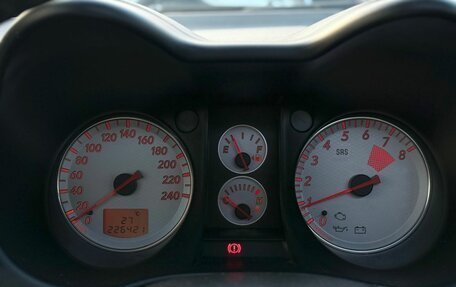 Mitsubishi Outlander III рестайлинг 3, 2004 год, 689 000 рублей, 13 фотография