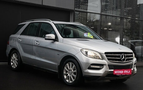 Mercedes-Benz M-Класс, 2012 год, 2 155 000 рублей, 3 фотография