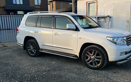 Toyota Land Cruiser 200, 2011 год, 3 550 000 рублей, 1 фотография