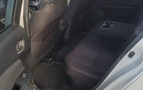 Toyota Prius IV XW50, 2018 год, 1 950 000 рублей, 8 фотография