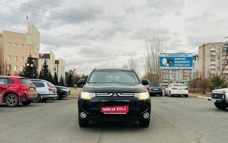 Mitsubishi Outlander III рестайлинг 3, 2013 год, 1 399 000 рублей, 3 фотография