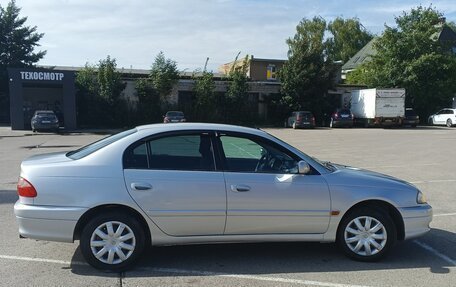 Toyota Avensis III рестайлинг, 2001 год, 545 000 рублей, 2 фотография