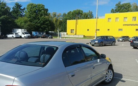 Toyota Avensis III рестайлинг, 2001 год, 545 000 рублей, 3 фотография