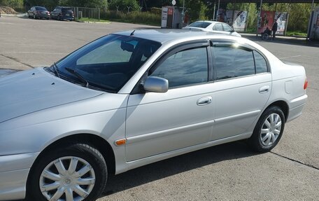 Toyota Avensis III рестайлинг, 2001 год, 545 000 рублей, 5 фотография