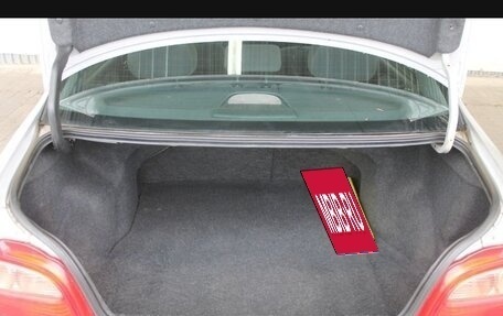 Toyota Avensis III рестайлинг, 2001 год, 545 000 рублей, 15 фотография