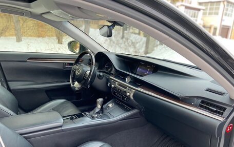 Lexus ES VII, 2016 год, 2 700 000 рублей, 15 фотография