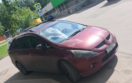 Mitsubishi Grandis, 2004 год, 665 000 рублей, 2 фотография