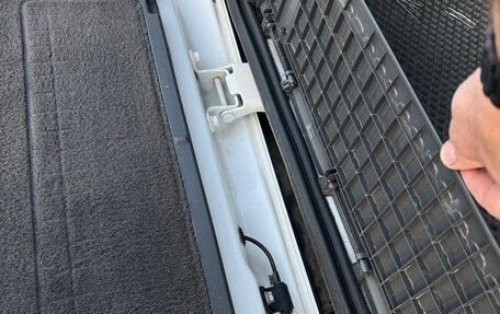 Toyota Land Cruiser 200, 2011 год, 3 550 000 рублей, 10 фотография