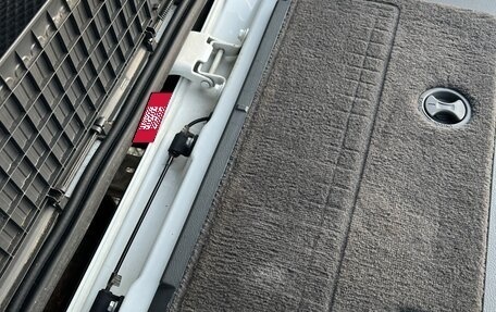 Toyota Land Cruiser 200, 2011 год, 3 550 000 рублей, 11 фотография