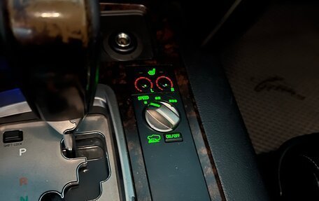 Toyota Land Cruiser 200, 2011 год, 3 550 000 рублей, 16 фотография