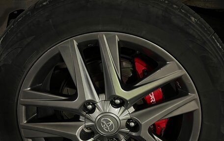 Toyota Land Cruiser 200, 2011 год, 3 550 000 рублей, 23 фотография