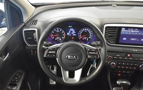 KIA Sportage IV рестайлинг, 2020 год, 2 390 000 рублей, 5 фотография